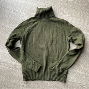 BR Italian Merino Forest Green Turtleneck Sweater - M
